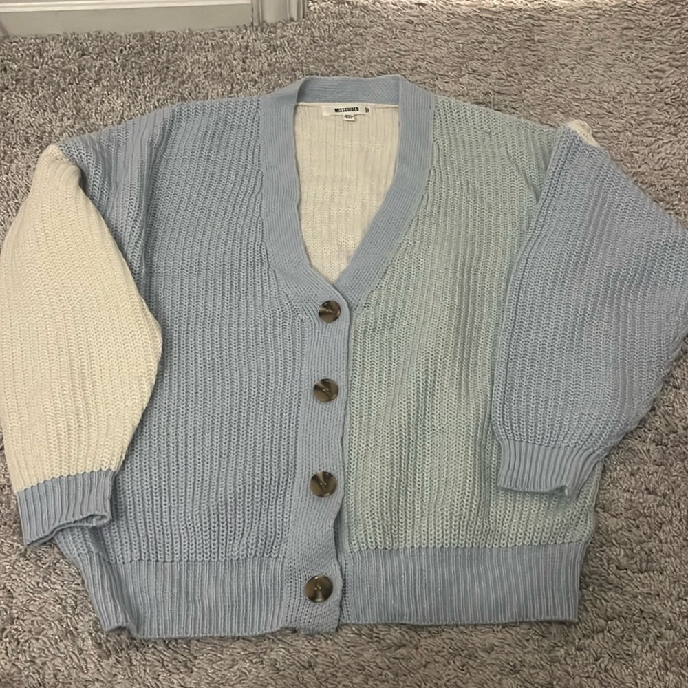 MISSGUIDED Colorblock Sweater Button Down Cardigan